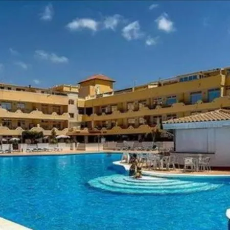 Marina Palace Apartmanhotel