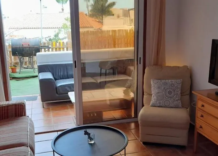 Marina Palace Apartmanhotel